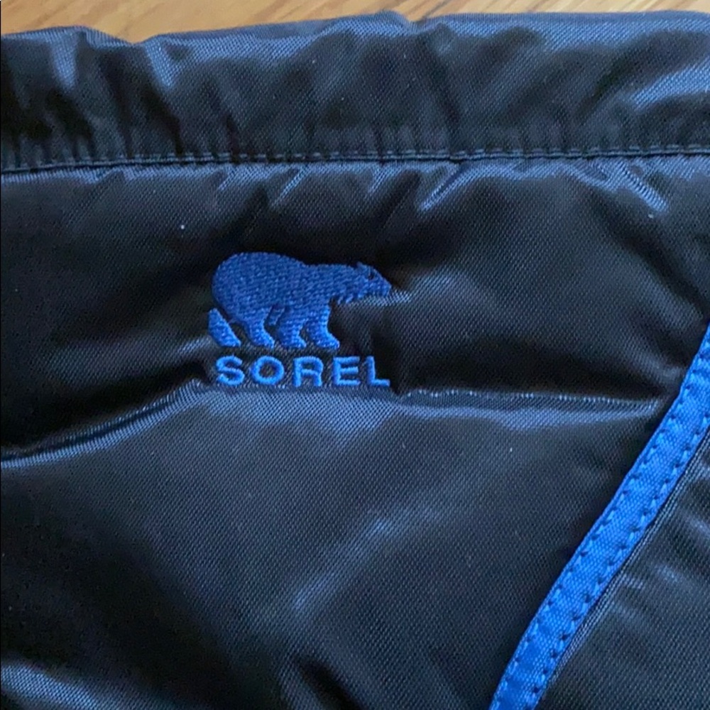 Sorel barely worn boots - Picture 3 of 3